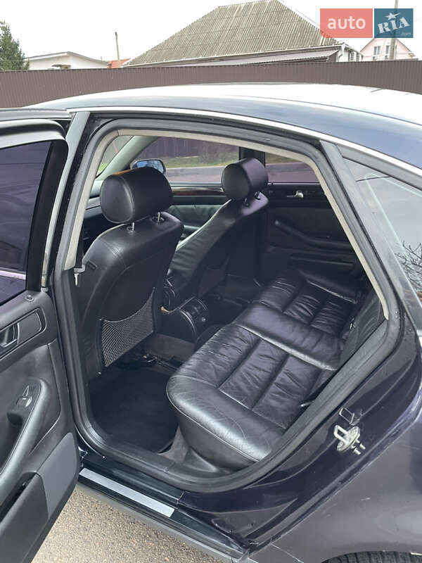 Седан Audi A6 2001 в Одессе