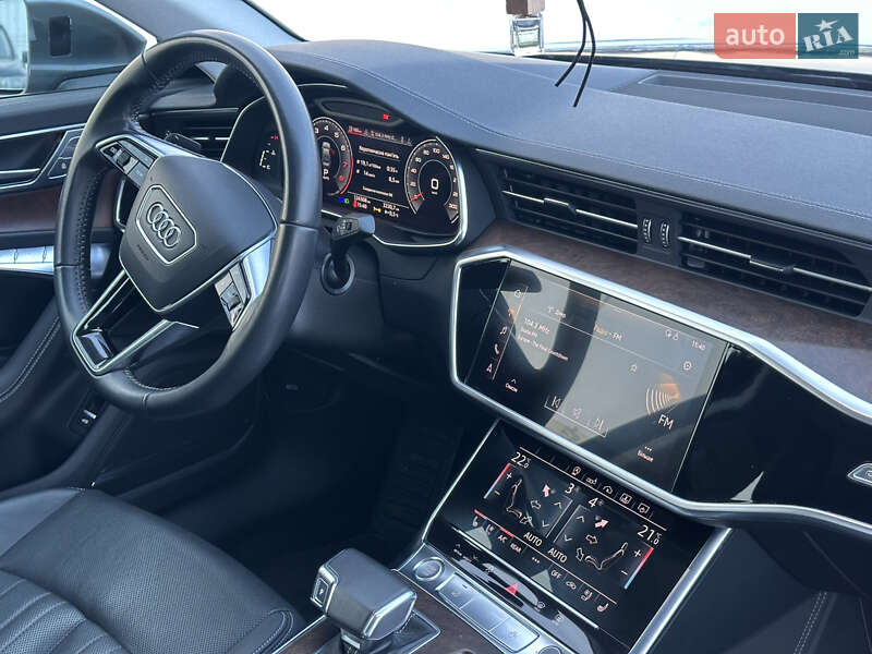 Седан Audi A6 2019 в Львові