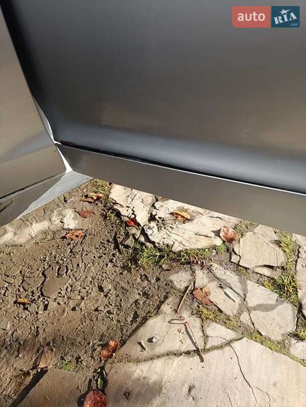 Седан Audi A6 2004 в Надворной