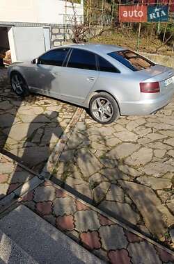 Седан Audi A6 2004 в Надворной
