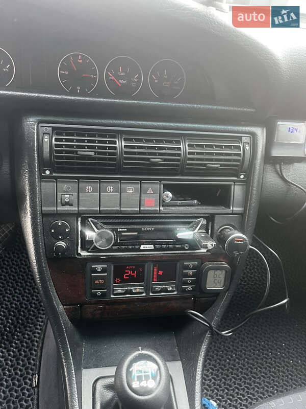 Універсал Audi A6 1996 в Дубні