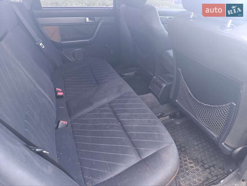 Седан Audi A6 1996 в Богодухове