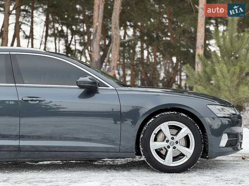 Универсал Audi A6 2019 в Киеве