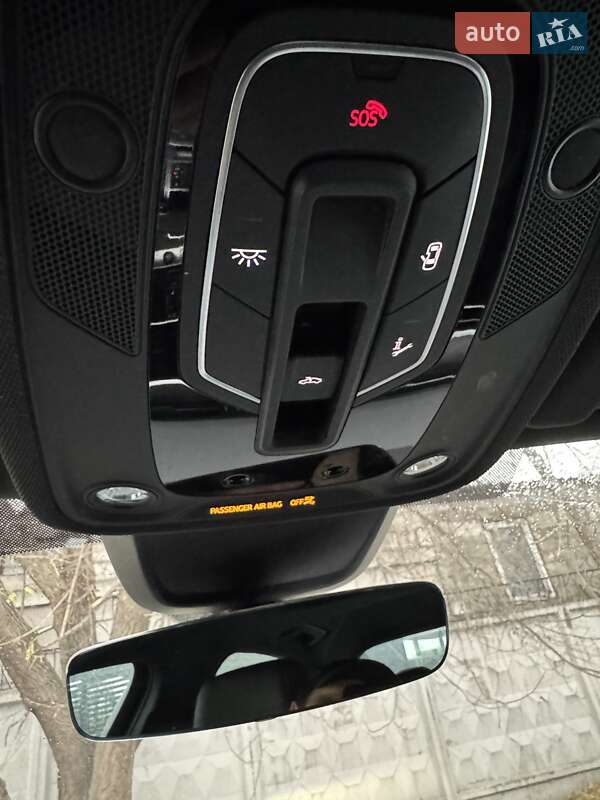 Седан Audi A6 2022 в Киеве