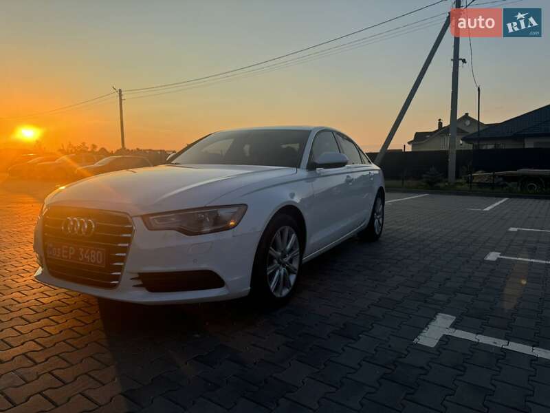 Седан Audi A6 2013 в Луцке