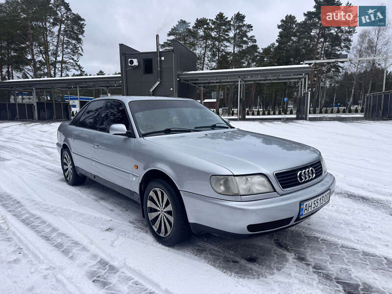 Седан Audi A6 1996 в Маневичах