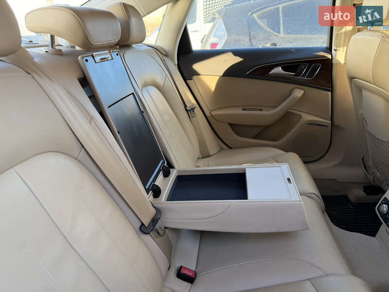 Седан Audi A6 2014 в Днепре