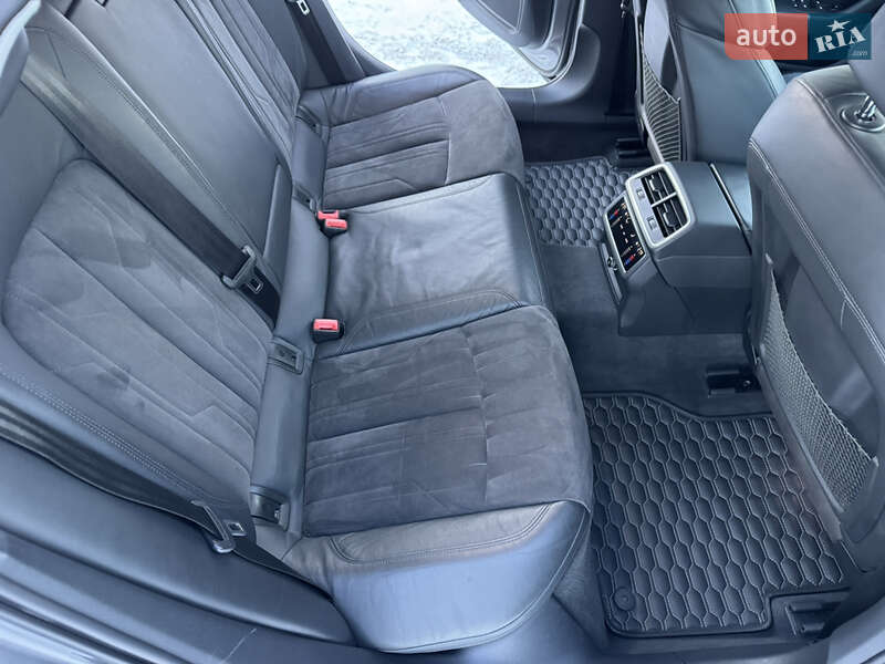 Седан Audi A6 2018 в Киеве