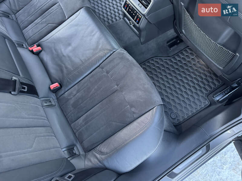 Седан Audi A6 2018 в Киеве