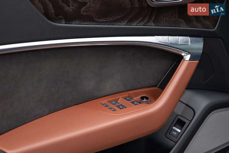 Универсал Audi A6 2019 в Киеве