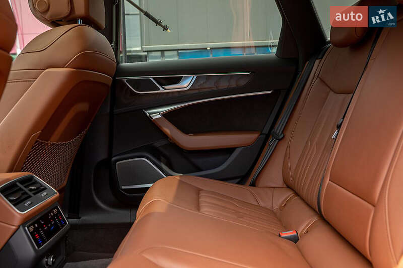 Универсал Audi A6 2019 в Киеве