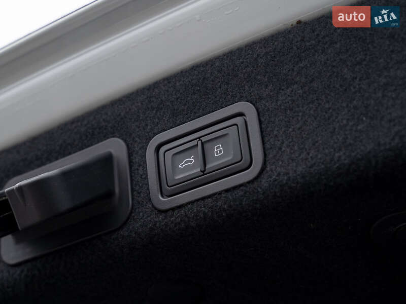 Седан Audi A6 2018 в Одессе