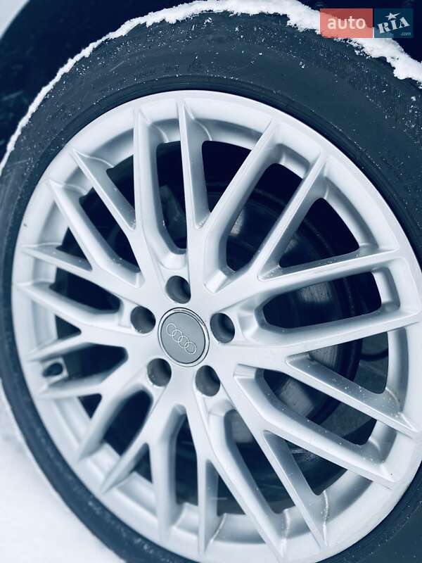 Седан Audi A6 2016 в Новояворівську