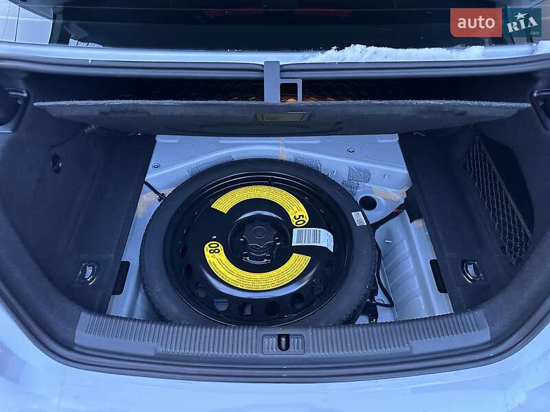 Седан Audi A6 2015 в Охтирці