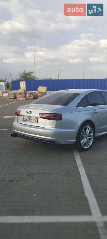 Седан Audi A6 2014 в Николаеве