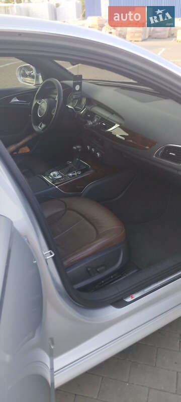 Седан Audi A6 2014 в Николаеве