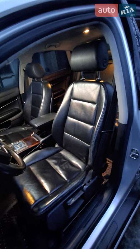 Седан Audi A6 2004 в Вознесенске