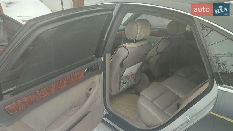 Седан Audi A6 2000 в Сарнах