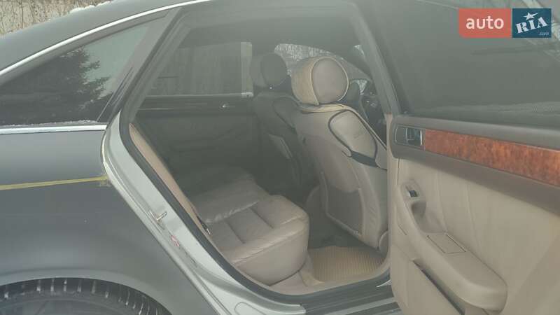 Седан Audi A6 2000 в Сарнах