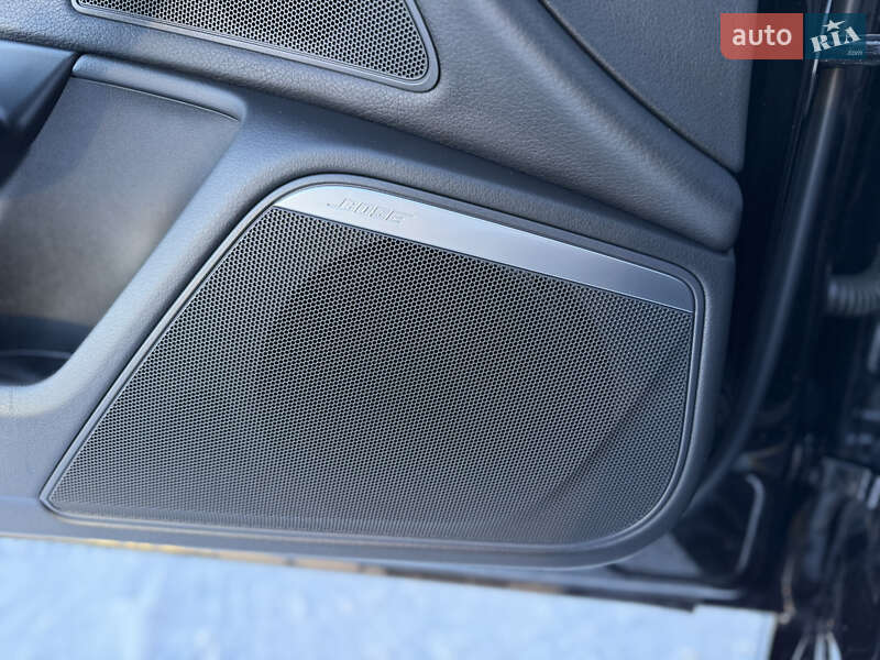 Седан Audi A6 2015 в Сарнах