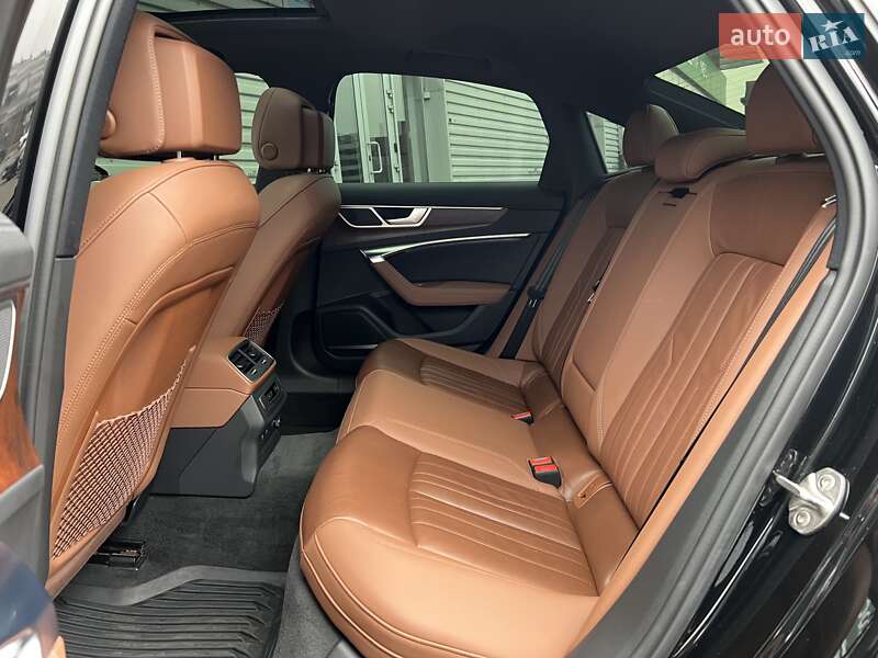 Седан Audi A6 2021 в Киеве