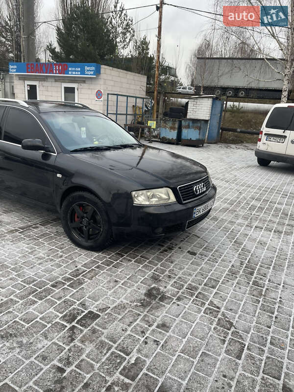 Универсал Audi A6 2004 в Вараше