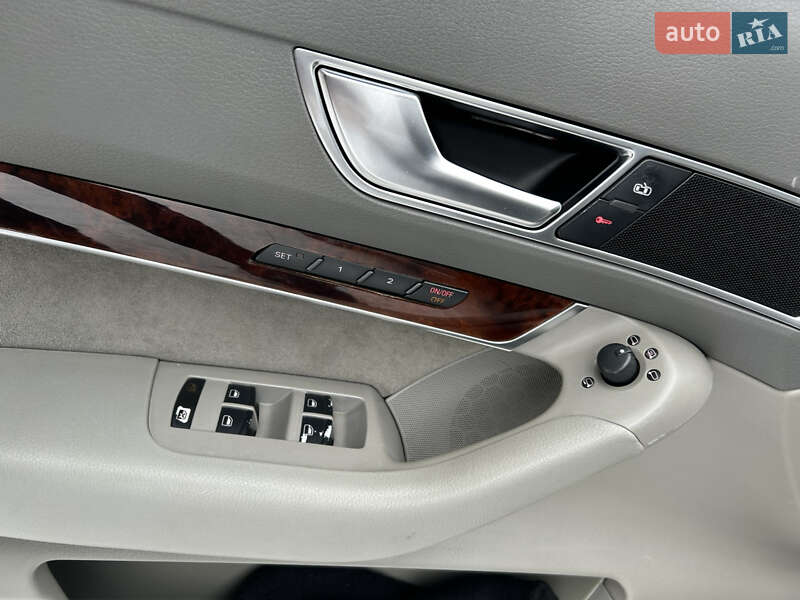 Седан Audi A6 2005 в Самборе
