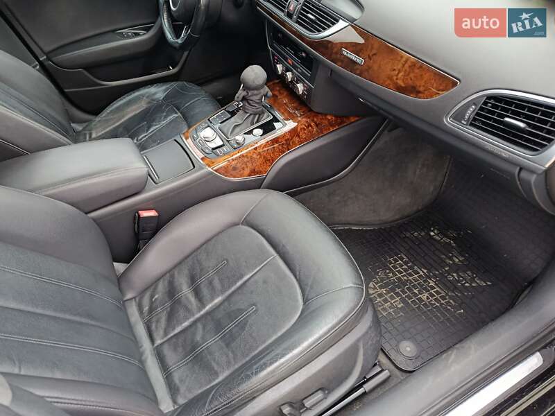 Седан Audi A6 2014 в Бучаче