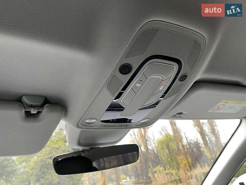 Седан Audi A6 2021 в Киеве