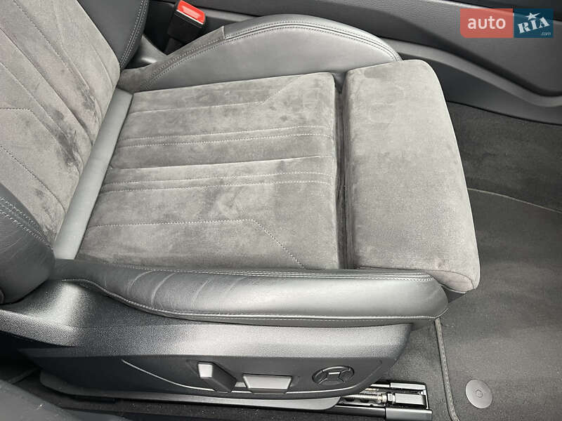 Седан Audi A6 2021 в Киеве