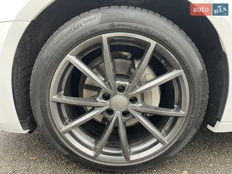 Седан Audi A6 2021 в Киеве