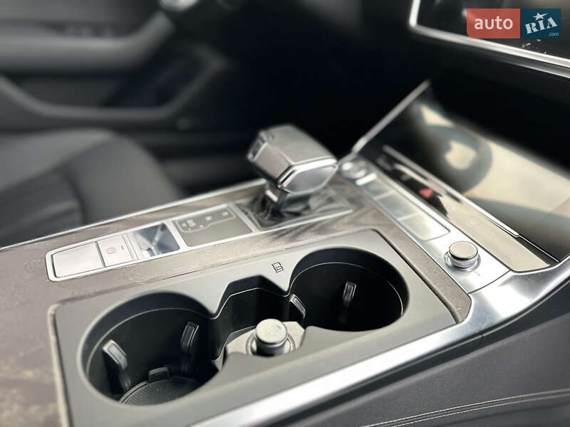Седан Audi A6 2018 в Одессе