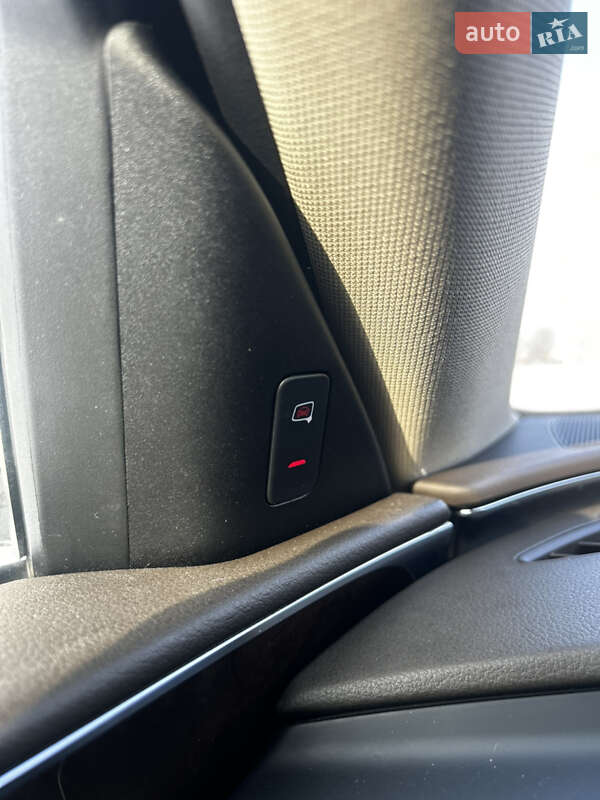 Седан Audi A6 2015 в Черновцах