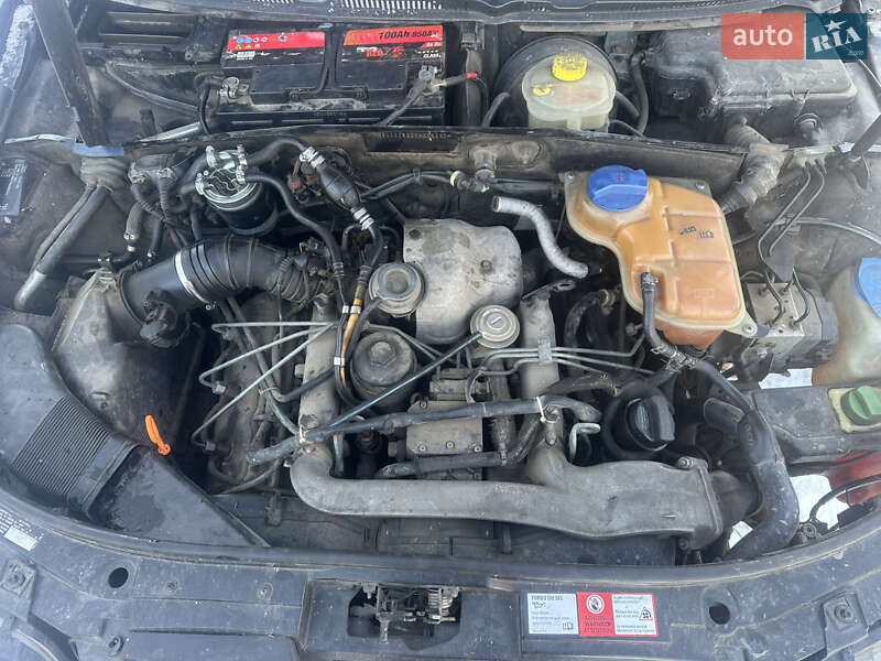 Седан Audi A6 1999 в Ровно