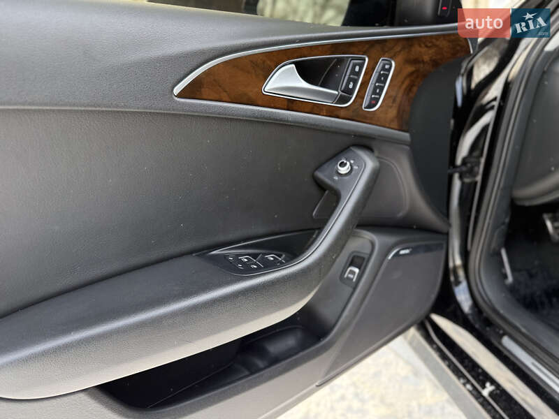 Седан Audi A6 2015 в Киеве