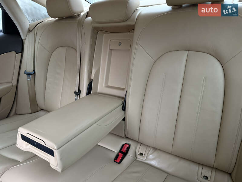 Седан Audi A6 2012 в Днепре