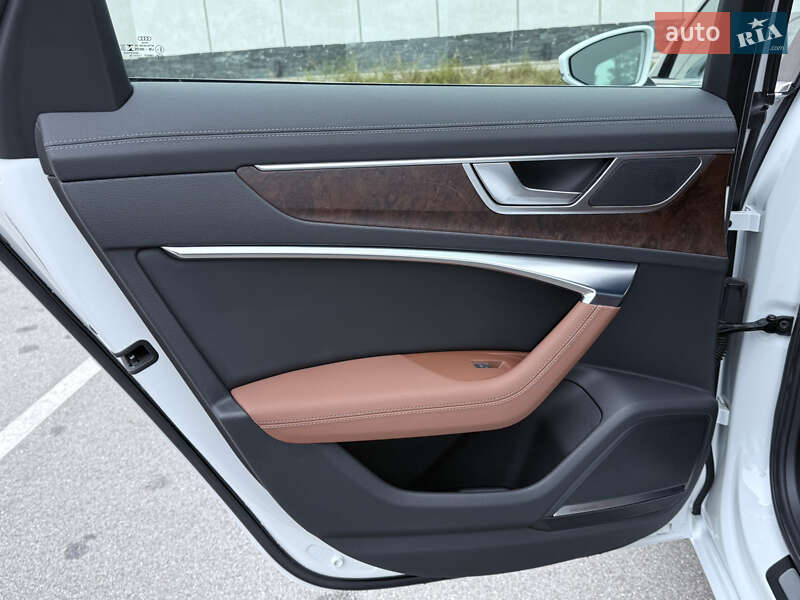 Седан Audi A6 2021 в Сумах
