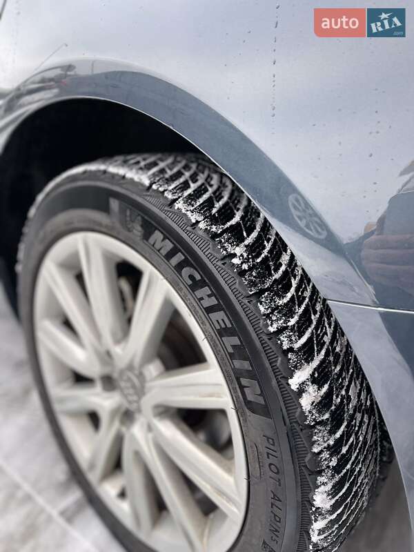 Седан Audi A6 2012 в Харькове