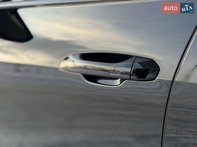 Седан Audi A6 2019 в Киеве