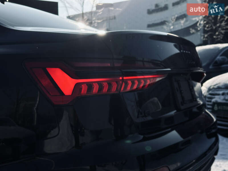 Седан Audi A6 2022 в Киеве