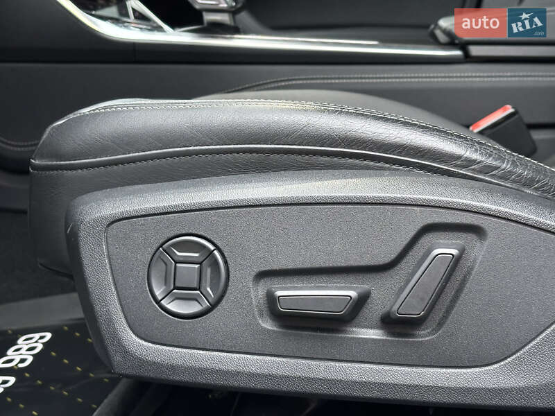 Седан Audi A6 2022 в Киеве