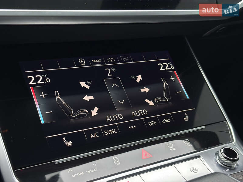 Седан Audi A6 2022 в Киеве