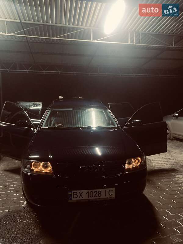 Универсал Audi A6 1998 в Гусятине