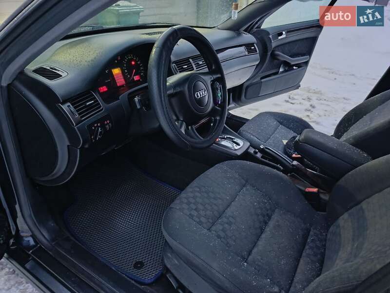 Седан Audi A6 2000 в Львове