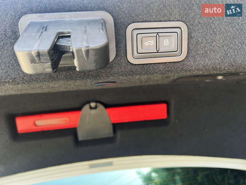 Седан Audi A6 2018 в Одессе