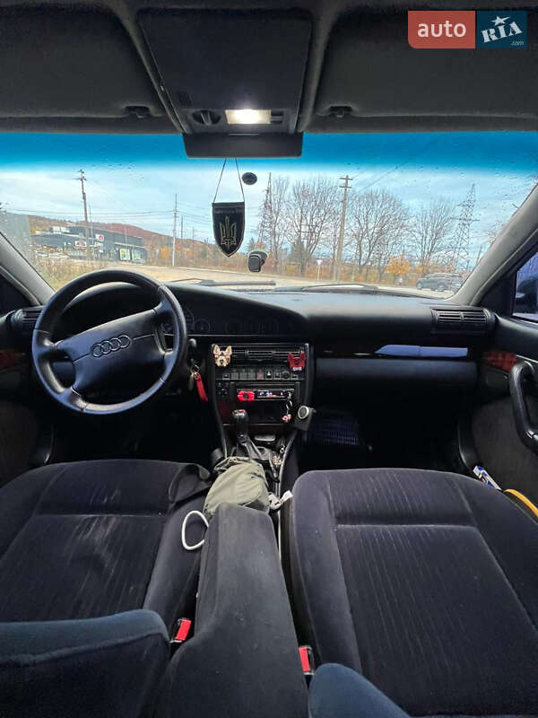 Универсал Audi A6 1996 в Запорожье