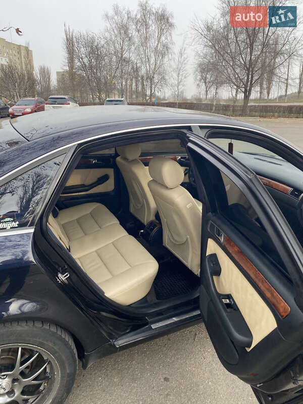 Седан Audi A6 2000 в Южноукраинске
