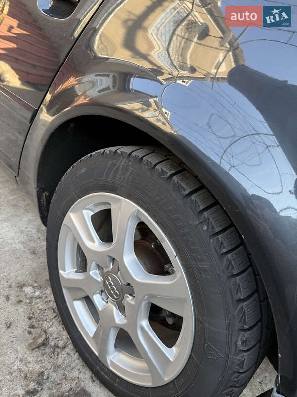 Седан Audi A6 2004 в Лиманці