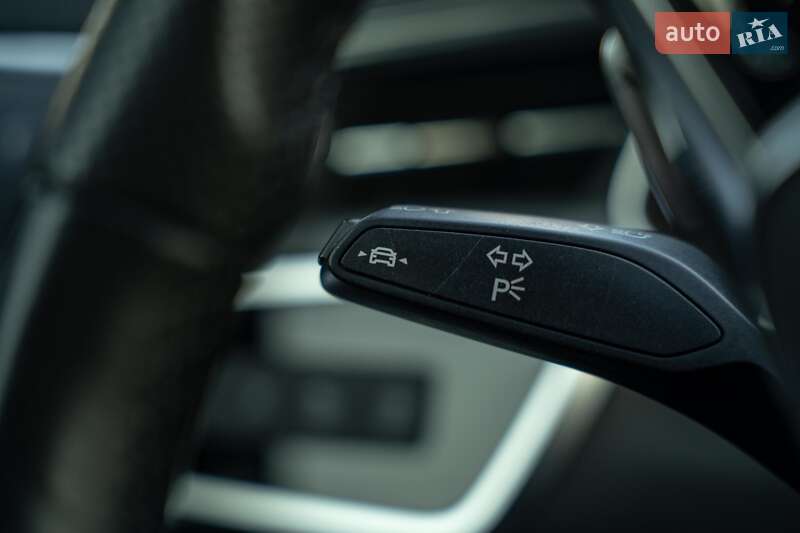 Универсал Audi A6 2021 в Черновцах