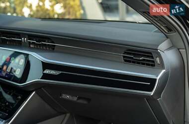 Универсал Audi A6 2021 в Черновцах